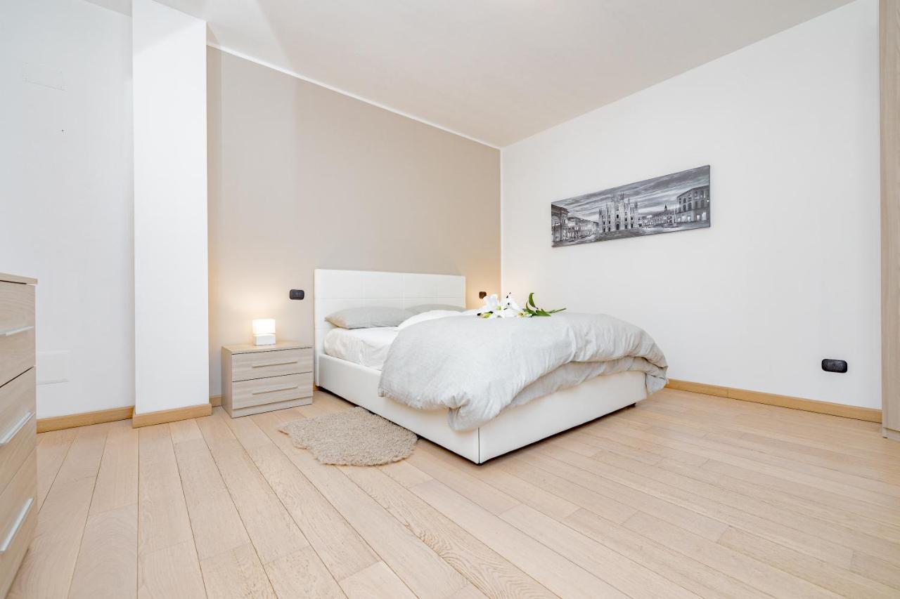 Milan Forum Camelia Guesthouse Assago Bagian luar foto