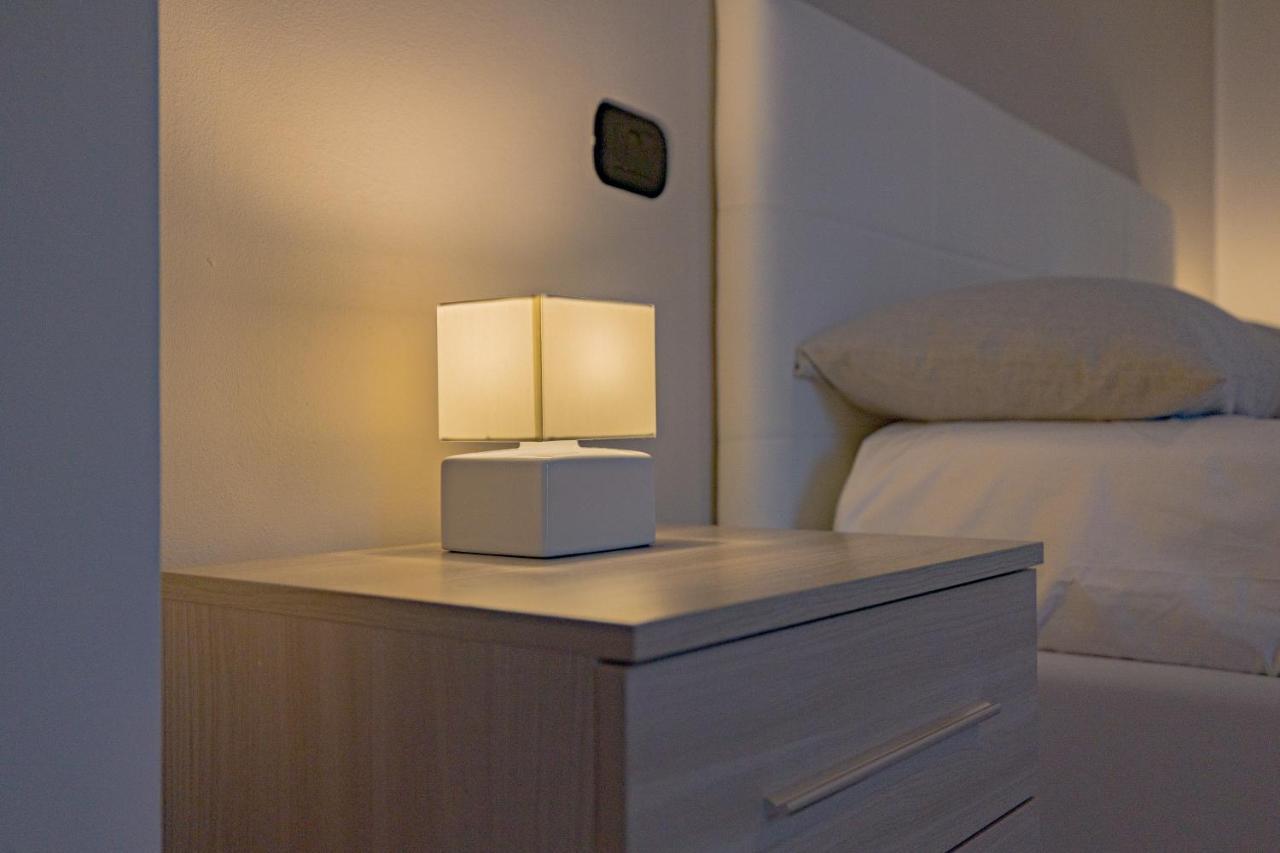 Milan Forum Camelia Guesthouse Assago Bagian luar foto